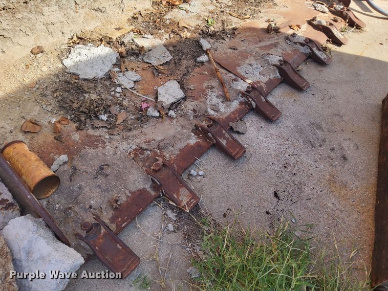 image for item DN6897 2005 Caterpillar 216B  skid steer loader