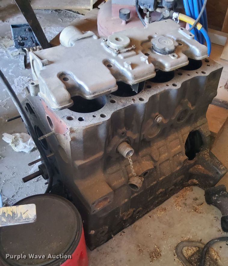 image for item DN6897 2005 Caterpillar 216B  skid steer loader