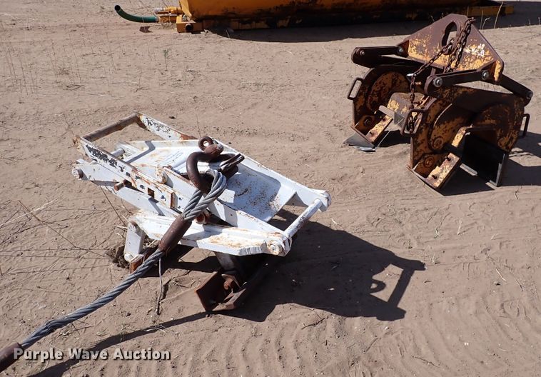 image for item DN6899 (2) barrier clamps