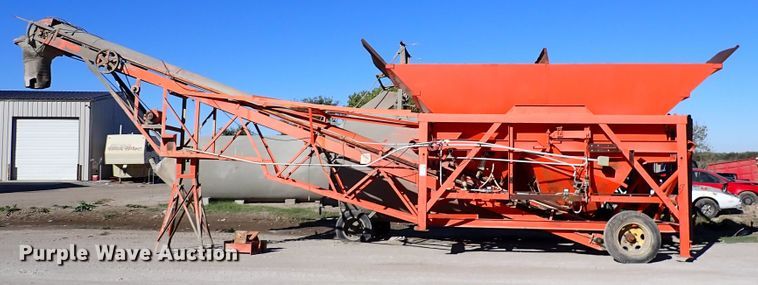 image for item DN6905 Conoco  concrete batch plant