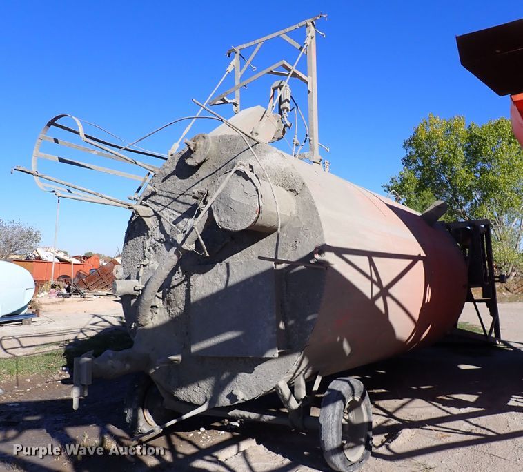 image for item DN6905 Conoco  concrete batch plant