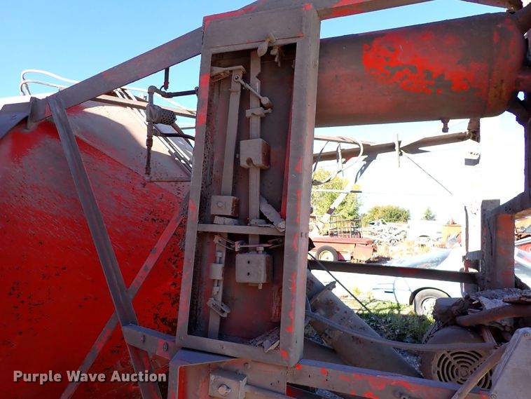 image for item DN6905 Conoco  concrete batch plant