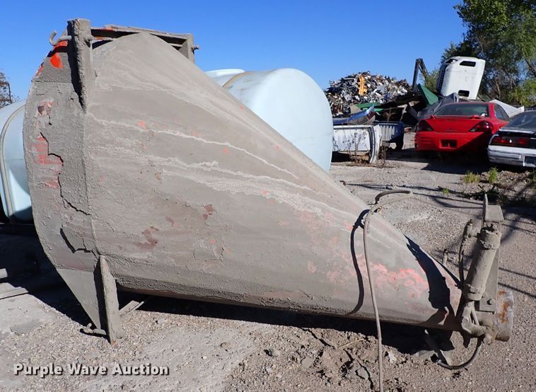 image for item DN6905 Conoco  concrete batch plant