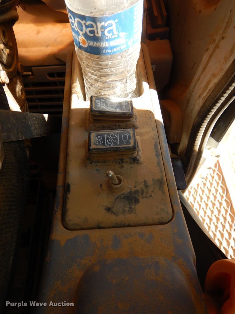 image for item DO1615 2003 Link Belt 460LX  excavator