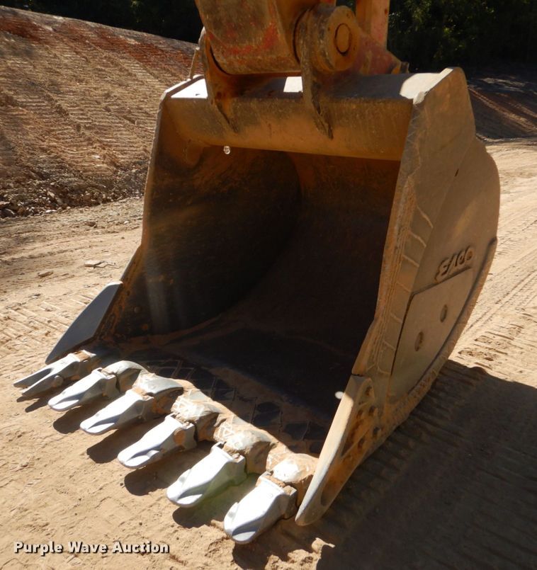 image for item DO1615 2003 Link Belt 460LX  excavator