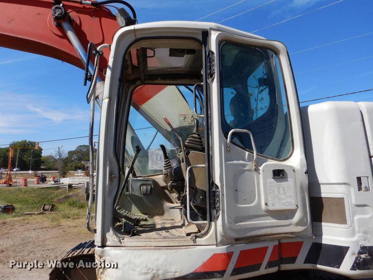 image for item DO1616 2004 Link Belt 225  excavator