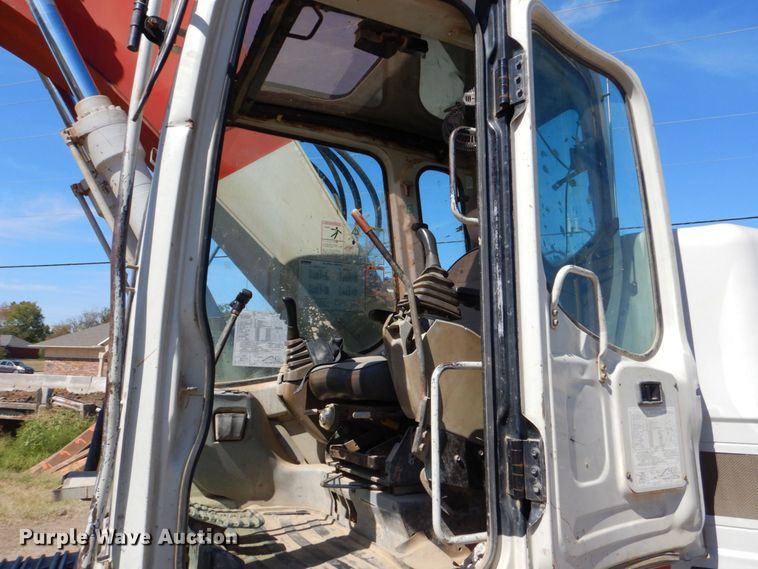 image for item DO1616 2004 Link Belt 225  excavator