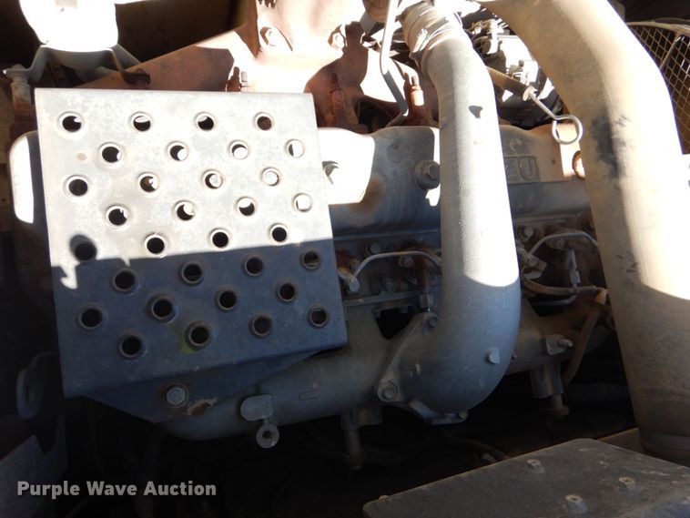 image for item DO1616 2004 Link Belt 225  excavator