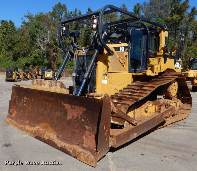 image for item DO1645 2015 Caterpillar D6T LGP  dozer