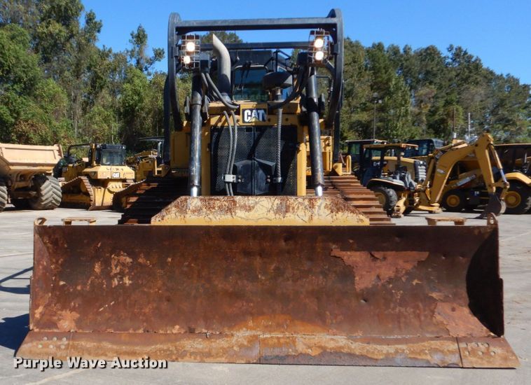 image for item DO1645 2015 Caterpillar D6T LGP  dozer