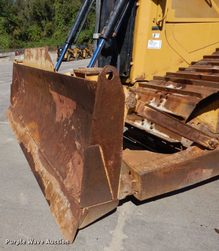 image for item DO1645 2015 Caterpillar D6T LGP  dozer
