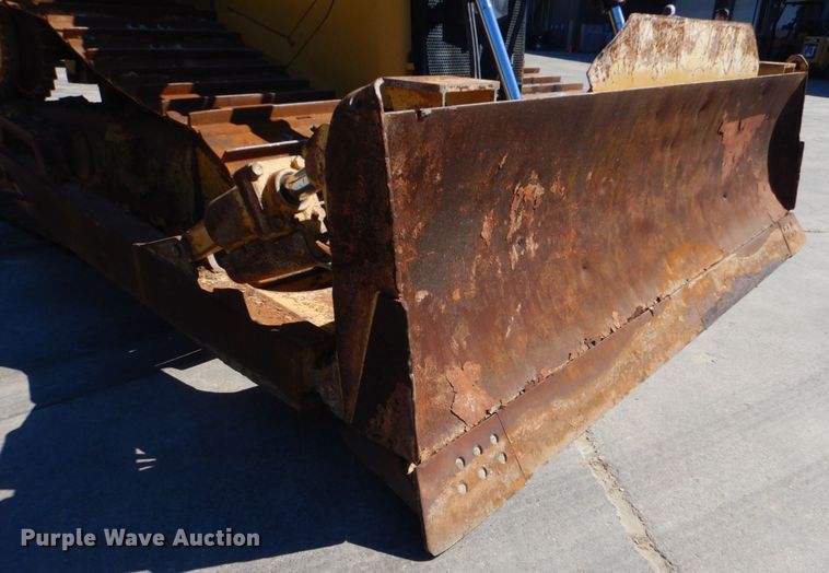 image for item DO1645 2015 Caterpillar D6T LGP  dozer