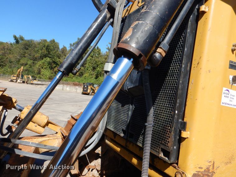 image for item DO1645 2015 Caterpillar D6T LGP  dozer