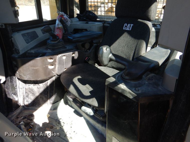 image for item DO1645 2015 Caterpillar D6T LGP  dozer