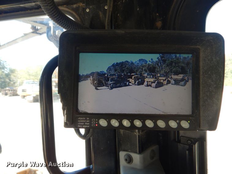 image for item DO1645 2015 Caterpillar D6T LGP  dozer