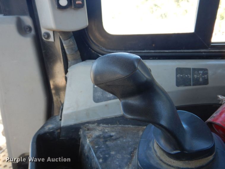 image for item DO1645 2015 Caterpillar D6T LGP  dozer