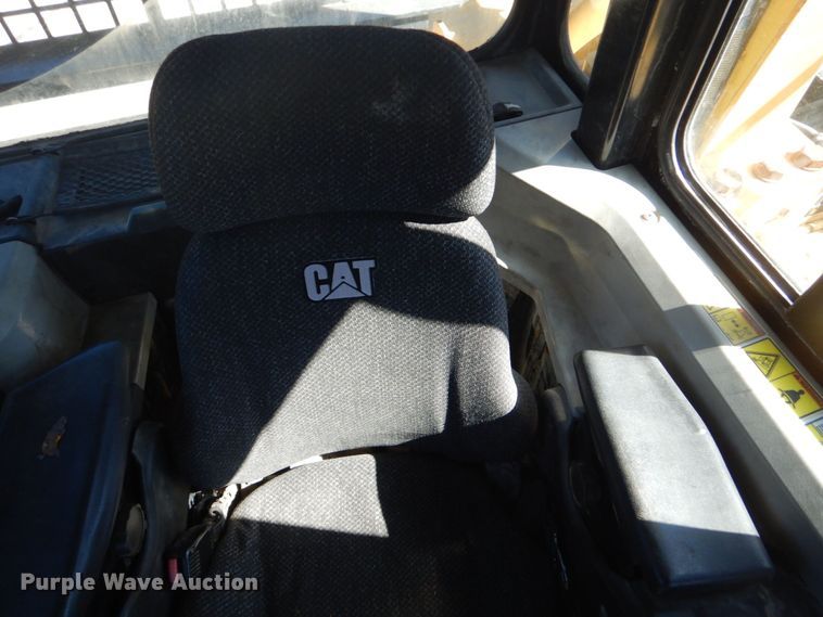 image for item DO1645 2015 Caterpillar D6T LGP  dozer