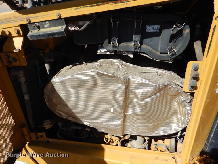 image for item DO1645 2015 Caterpillar D6T LGP  dozer