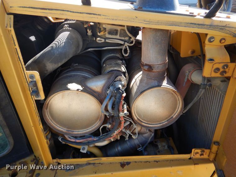 image for item DO1645 2015 Caterpillar D6T LGP  dozer