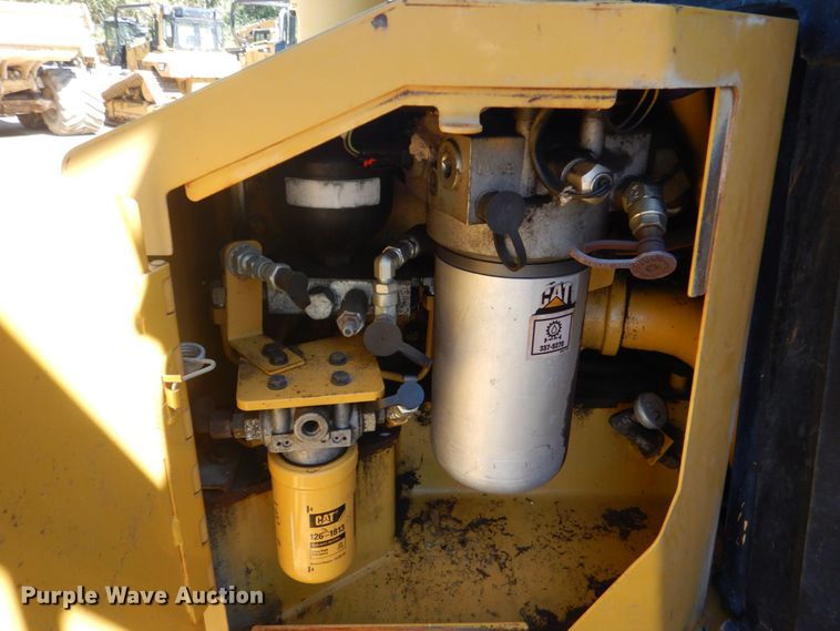 image for item DO1645 2015 Caterpillar D6T LGP  dozer