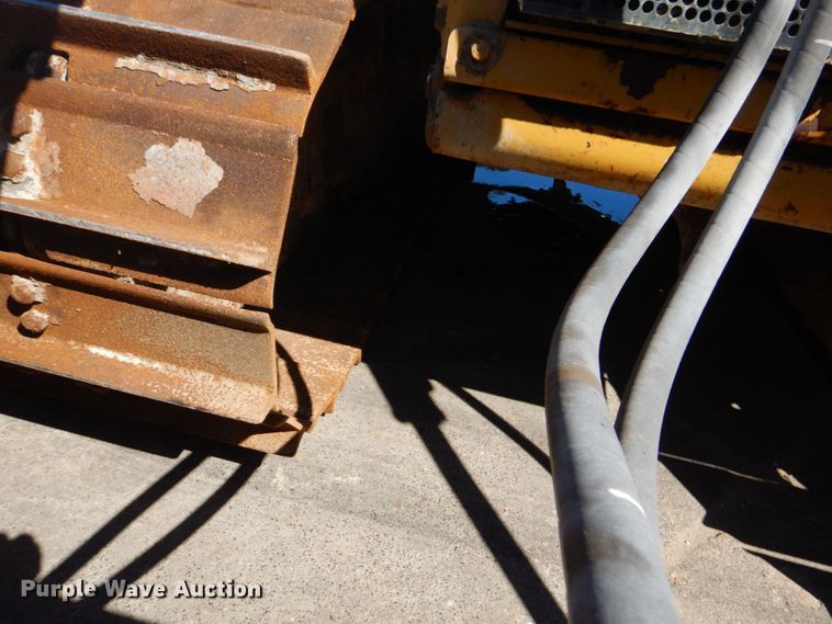 image for item DO1645 2015 Caterpillar D6T LGP  dozer