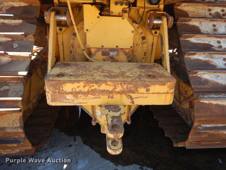 image for item DO1645 2015 Caterpillar D6T LGP  dozer