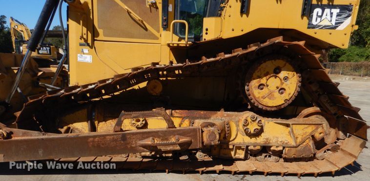 image for item DO1645 2015 Caterpillar D6T LGP  dozer