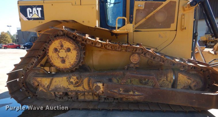 image for item DO1645 2015 Caterpillar D6T LGP  dozer