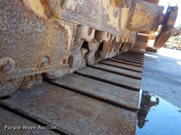 image for item DO1645 2015 Caterpillar D6T LGP  dozer