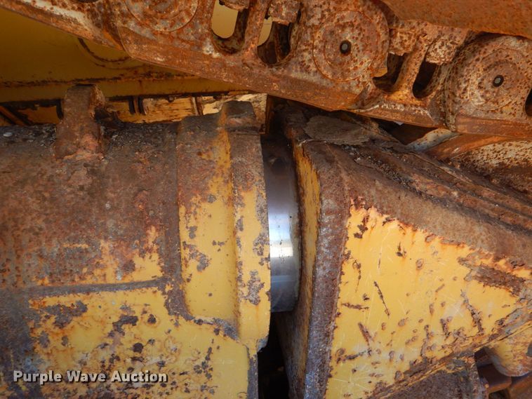 image for item DO1645 2015 Caterpillar D6T LGP  dozer