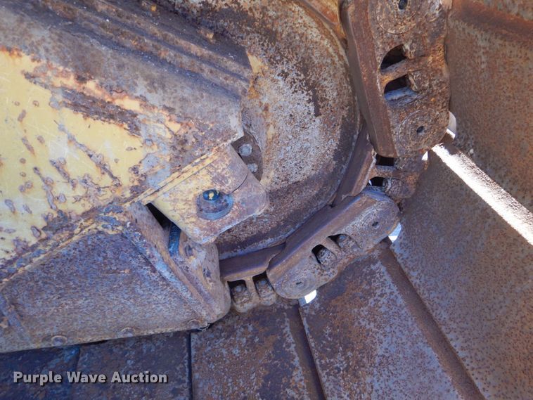 image for item DO1645 2015 Caterpillar D6T LGP  dozer