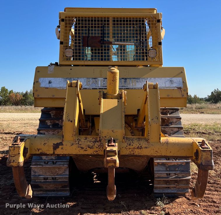 image for item DO8816 2005 Caterpillar D6R XL Series II  dozer