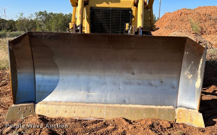 image for item DO8816 2005 Caterpillar D6R XL Series II  dozer