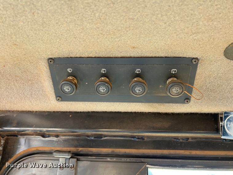 image for item DO8816 2005 Caterpillar D6R XL Series II  dozer