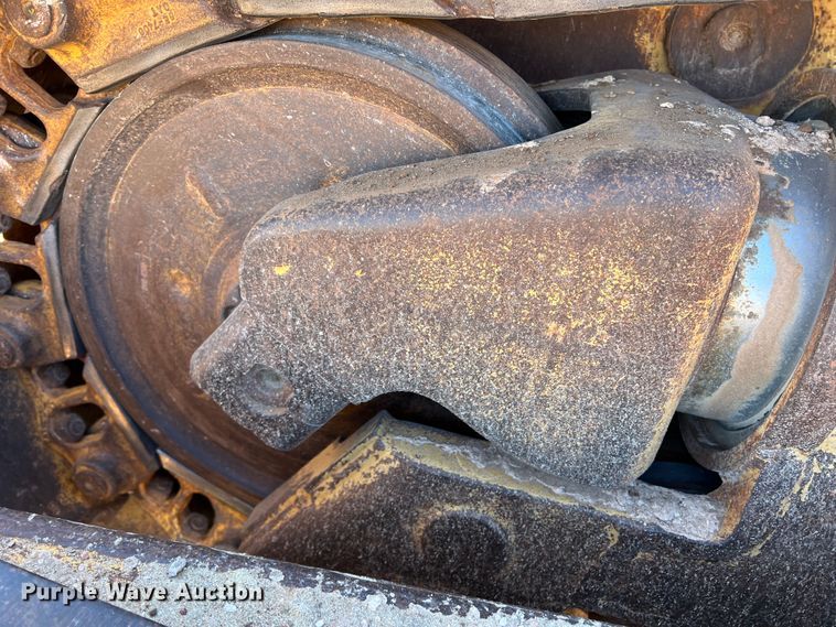 image for item DO8816 2005 Caterpillar D6R XL Series II  dozer