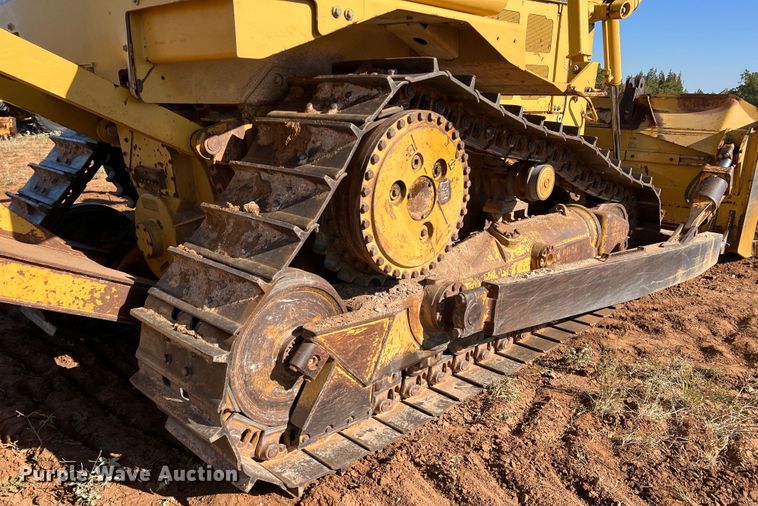 image for item DO8816 2005 Caterpillar D6R XL Series II  dozer