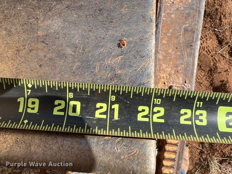 image for item DO8816 2005 Caterpillar D6R XL Series II  dozer