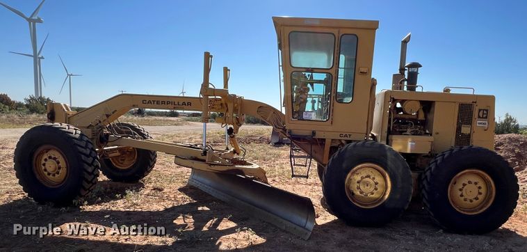 image for item DO8818 1983 Caterpillar 120G  motor grader