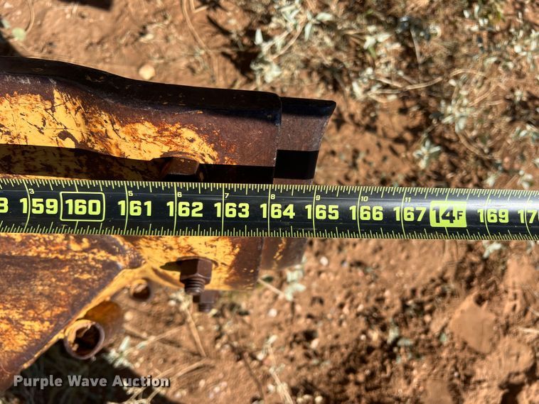 image for item DO8818 1983 Caterpillar 120G  motor grader