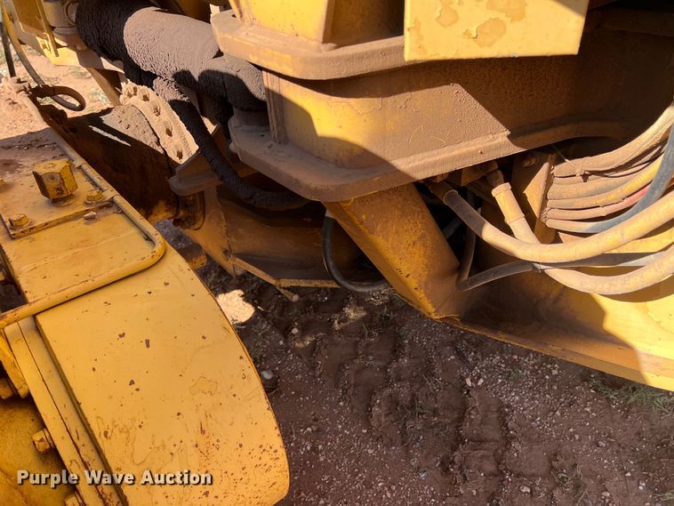 image for item DO8818 1983 Caterpillar 120G  motor grader