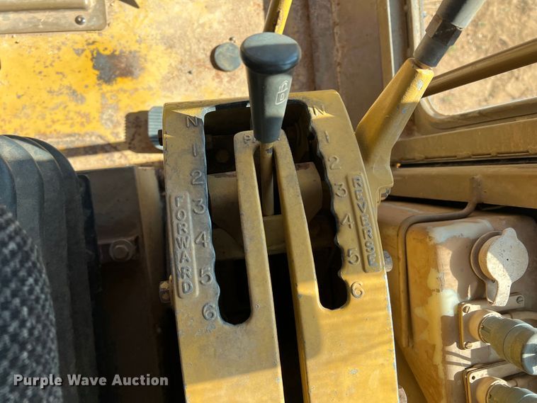 image for item DO8818 1983 Caterpillar 120G  motor grader