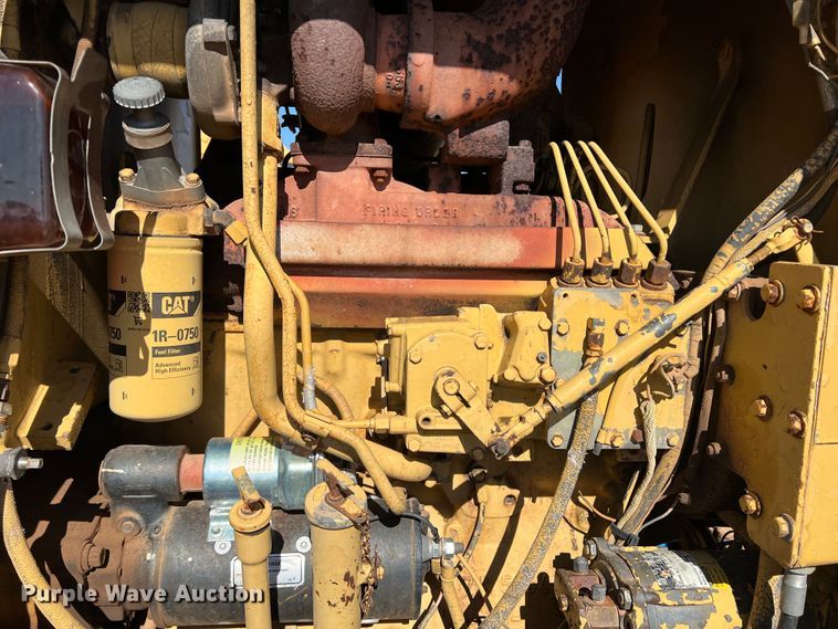 image for item DO8818 1983 Caterpillar 120G  motor grader