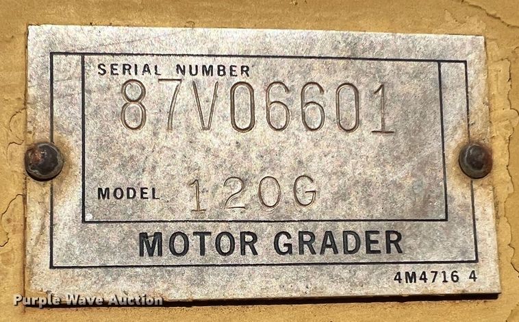 image for item DO8818 1983 Caterpillar 120G  motor grader