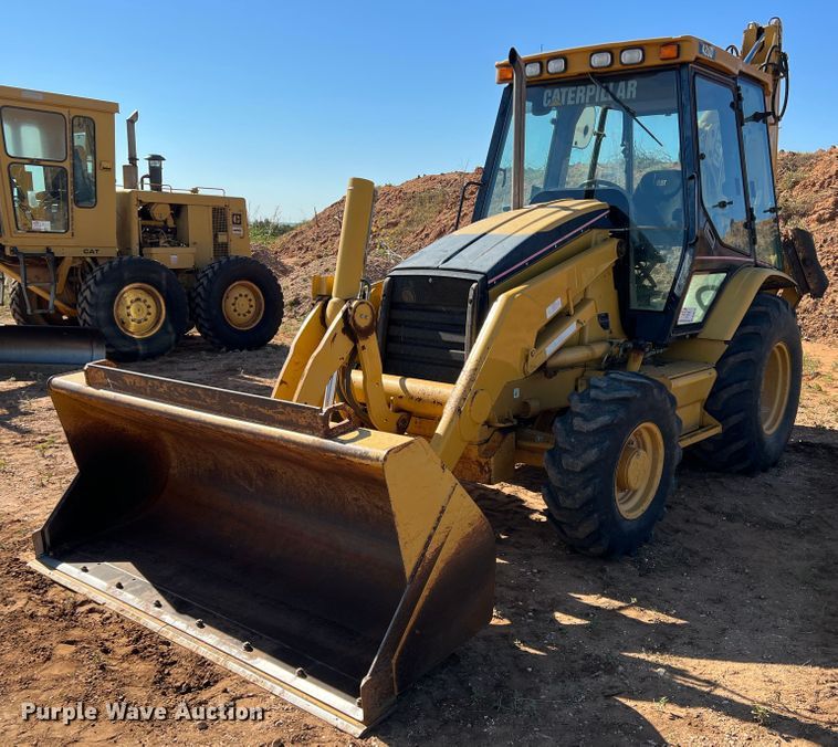 image for item DO8819 2003 Caterpillar 420D  backhoe