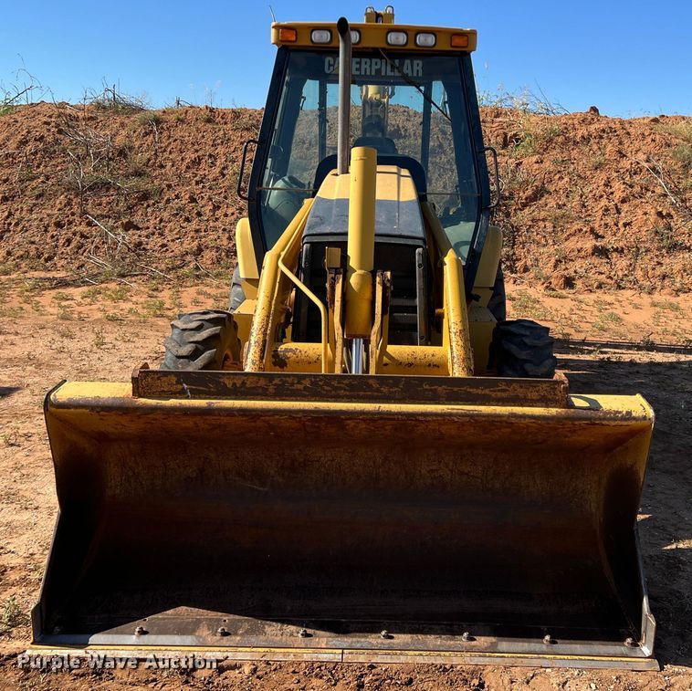 image for item DO8819 2003 Caterpillar 420D  backhoe