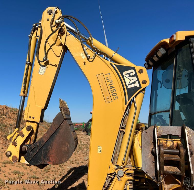 image for item DO8819 2003 Caterpillar 420D  backhoe