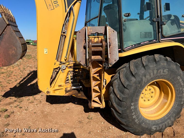 image for item DO8819 2003 Caterpillar 420D  backhoe