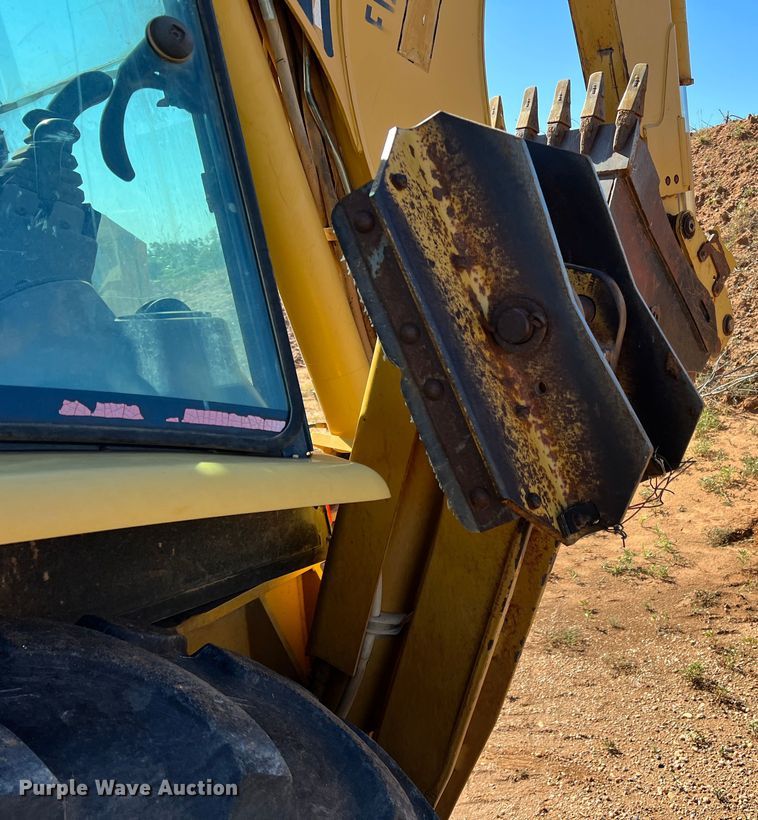 image for item DO8819 2003 Caterpillar 420D  backhoe