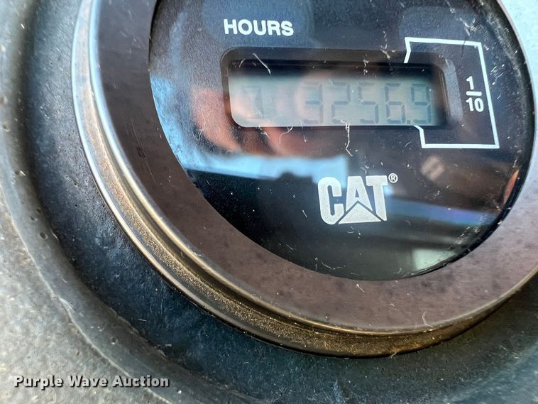 image for item DO8819 2003 Caterpillar 420D  backhoe