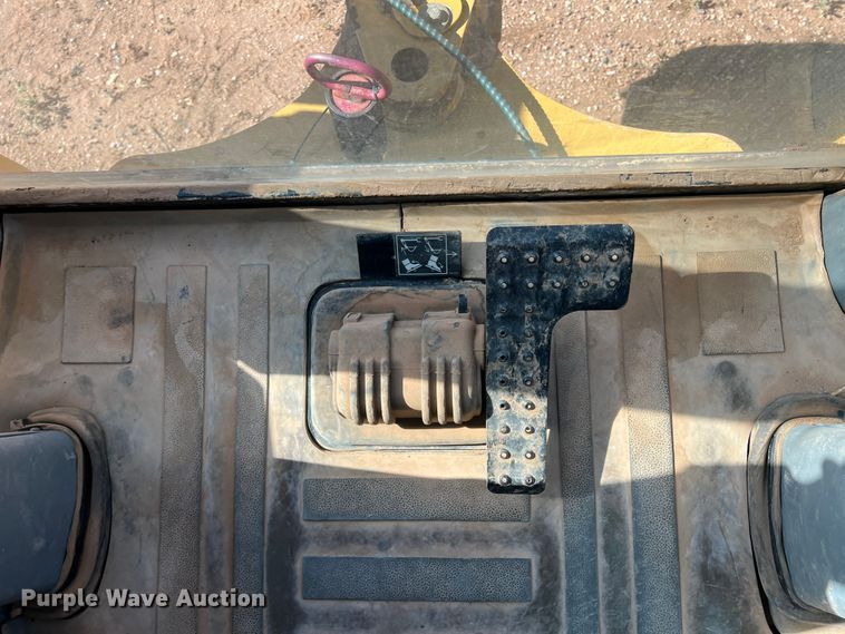 image for item DO8819 2003 Caterpillar 420D  backhoe